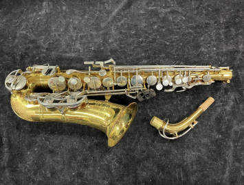 Photo Exc Condition Selmer Bundy II Student Alto Saxophone - Serial # 899249